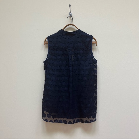 J. CREW | Sleeveless Floral Blouse - Picture 2 of 3